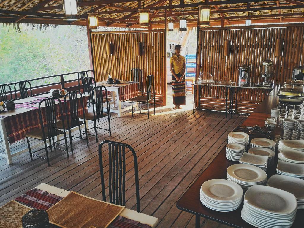 Six Stars Guest House Nyaung-U Ngoại thất bức ảnh